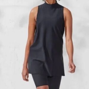 Athleta Interstellar Bike Tunic Top Black